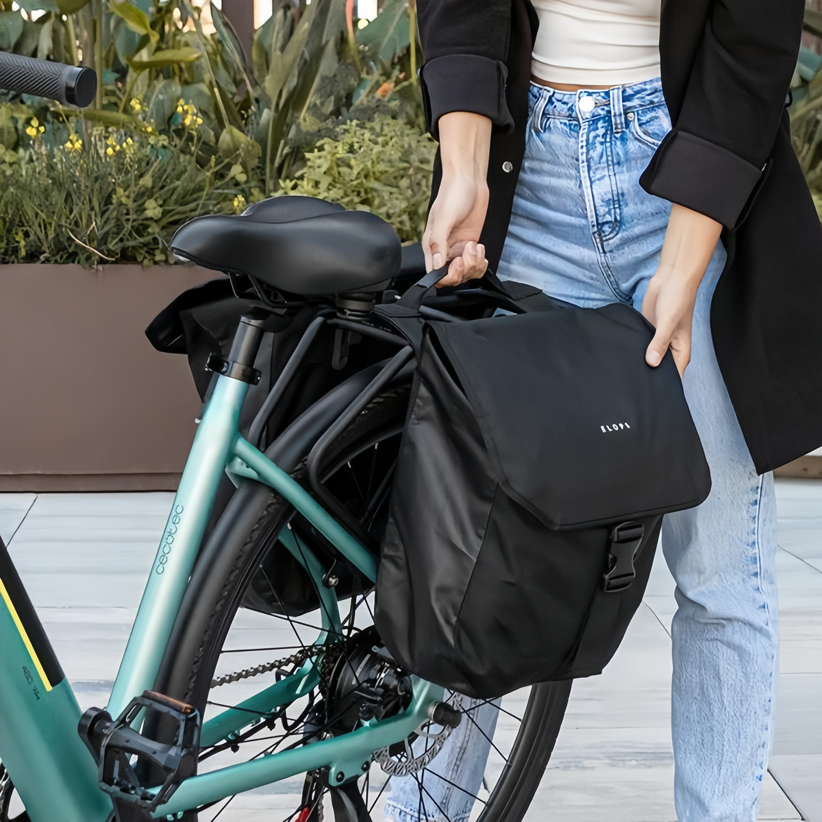 Urban E-Bike 28-Zoll-City-Elektrofahrrad mit 90 km Reichweite, Vorderradfederung, 7-Gang-Shimano-Schaltung und doppelten Scheibenbremsen.